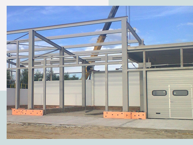 Строительство автосервисов от СтальСтрой-Хнт по цене 613 руб.